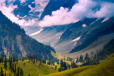 A Trip to Kashmir in June: The Perfect Itinerary Decoded