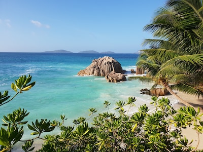 Places to Visit in Seychelles - A Tropical Paradise