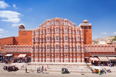 Why is Jaipur known as the Pink City?