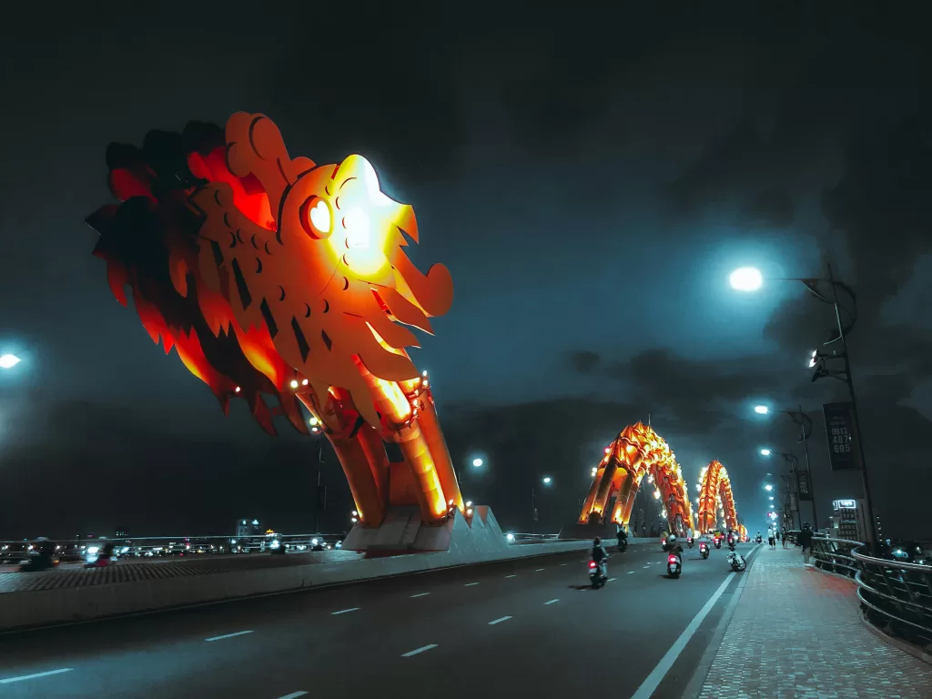 Explore the Dragon Bridge