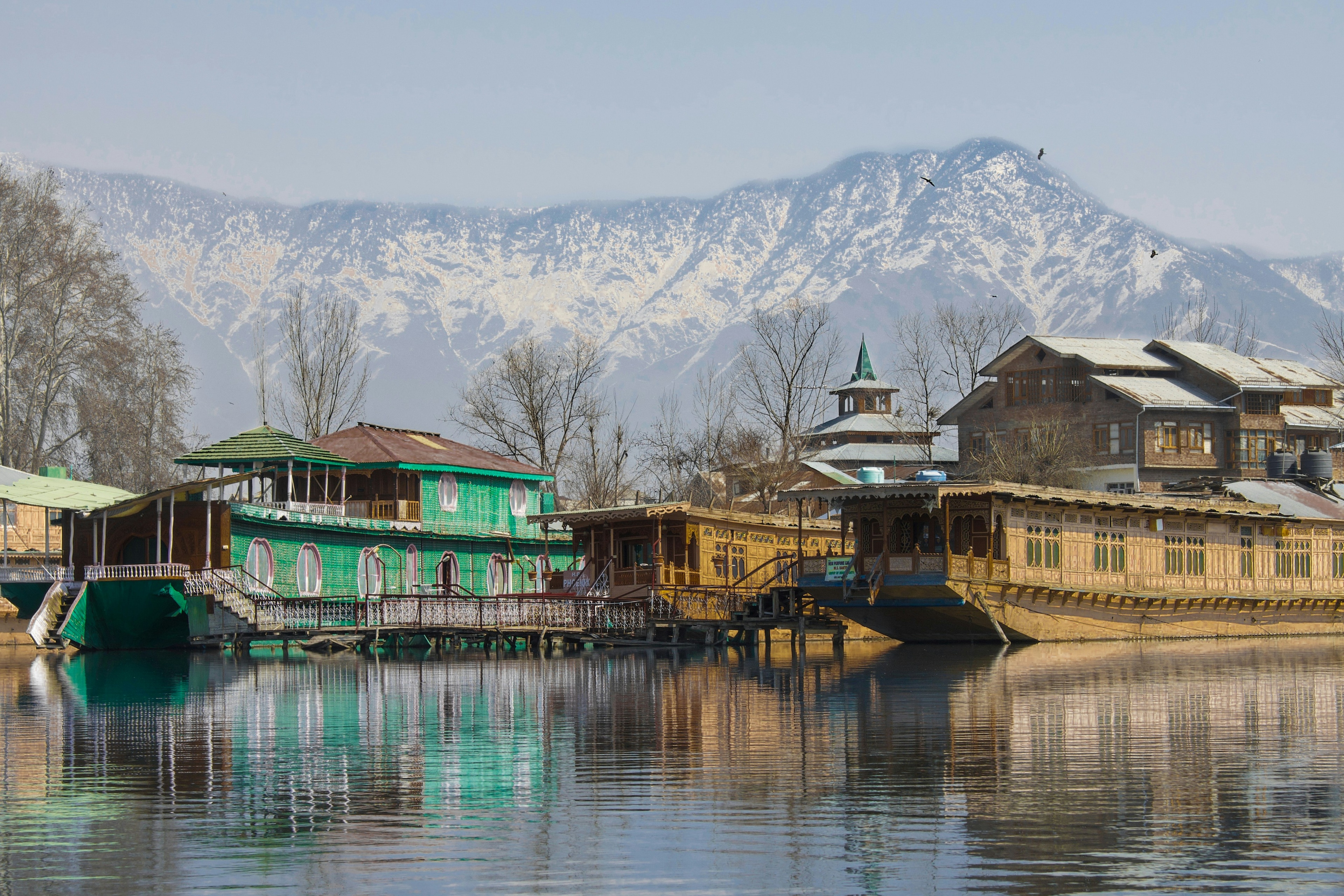 A Culinary Tour to The Best Restaurants in Srinagar, Kashmir