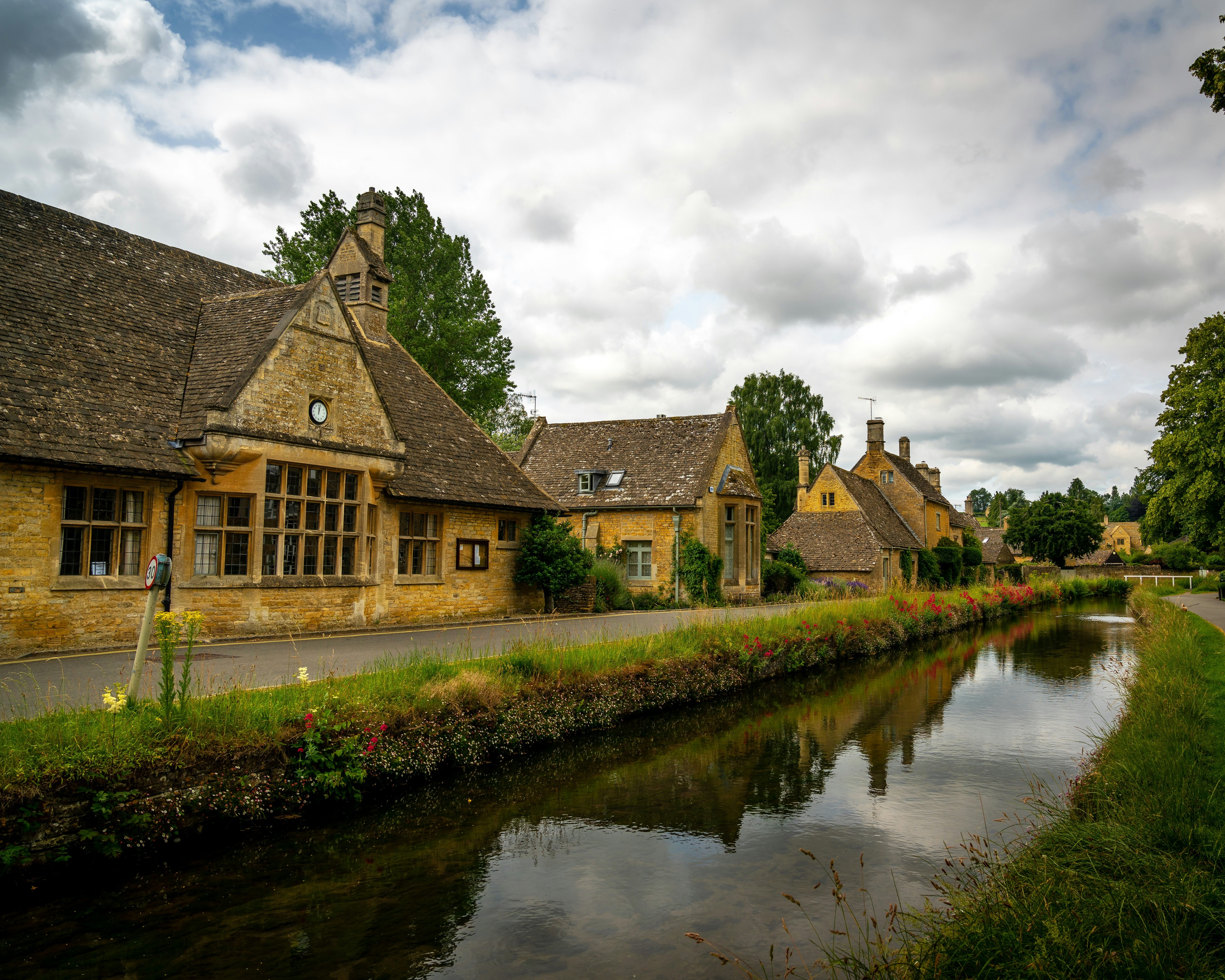 Top Tourist Attractions in Cotswolds That You Should Not Miss