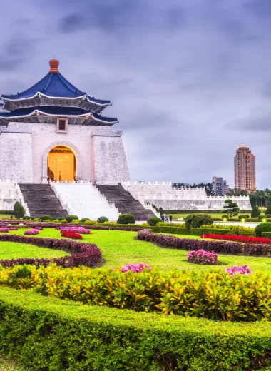 the chiang kai shek memorial in taipei taiwan 2023 11 27 04 55 57 utc