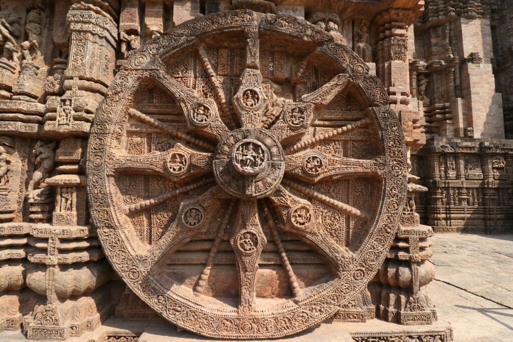 7 Best Beaches in Konark That You Must Not Miss