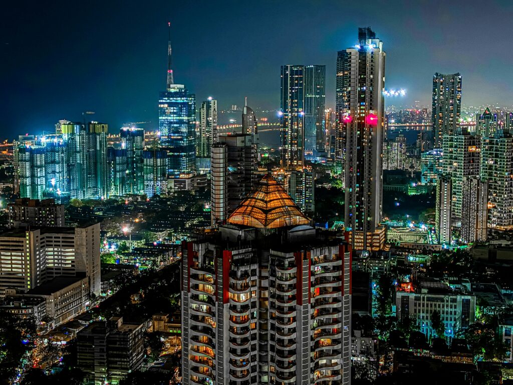 From Sundowners to Sunrisers: Hottest Nightlife Clubs in Mumbai You Can’t Miss