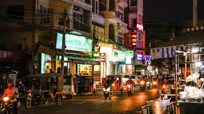 Your Ultimate Guide to Nightlife in Cambodia: Bars, Lounges, Pubs, and More