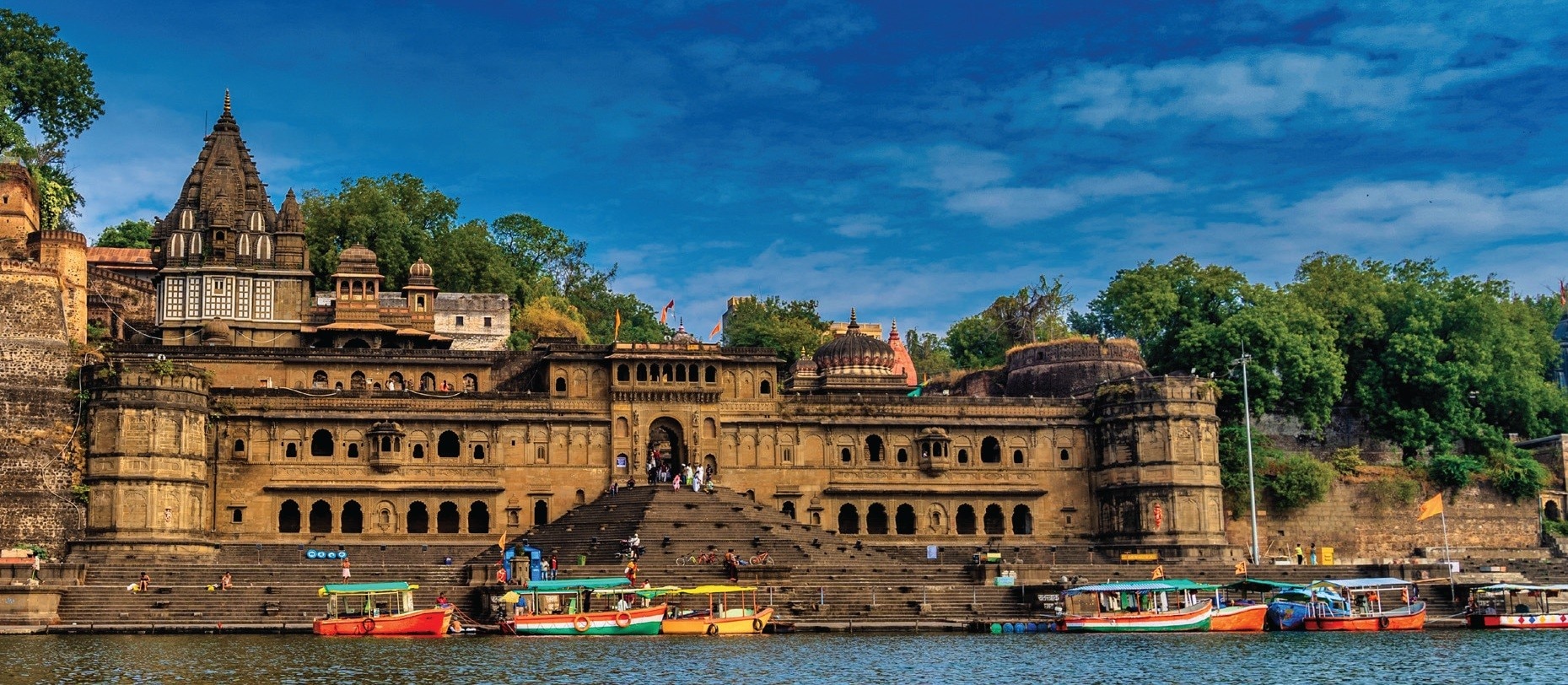 ಬ್ರಹ್ಮಾಂಡದ ಕೇಂದ್ರ