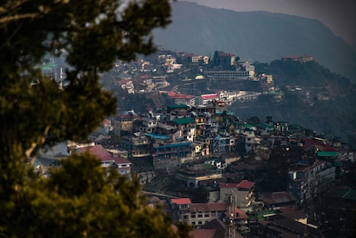 Best Places to Visit in Dhanaluti for a Perfect Hill Getaway