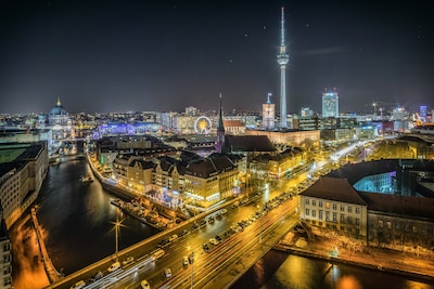 Nightlife in Berlin: The City That Never Sleeps