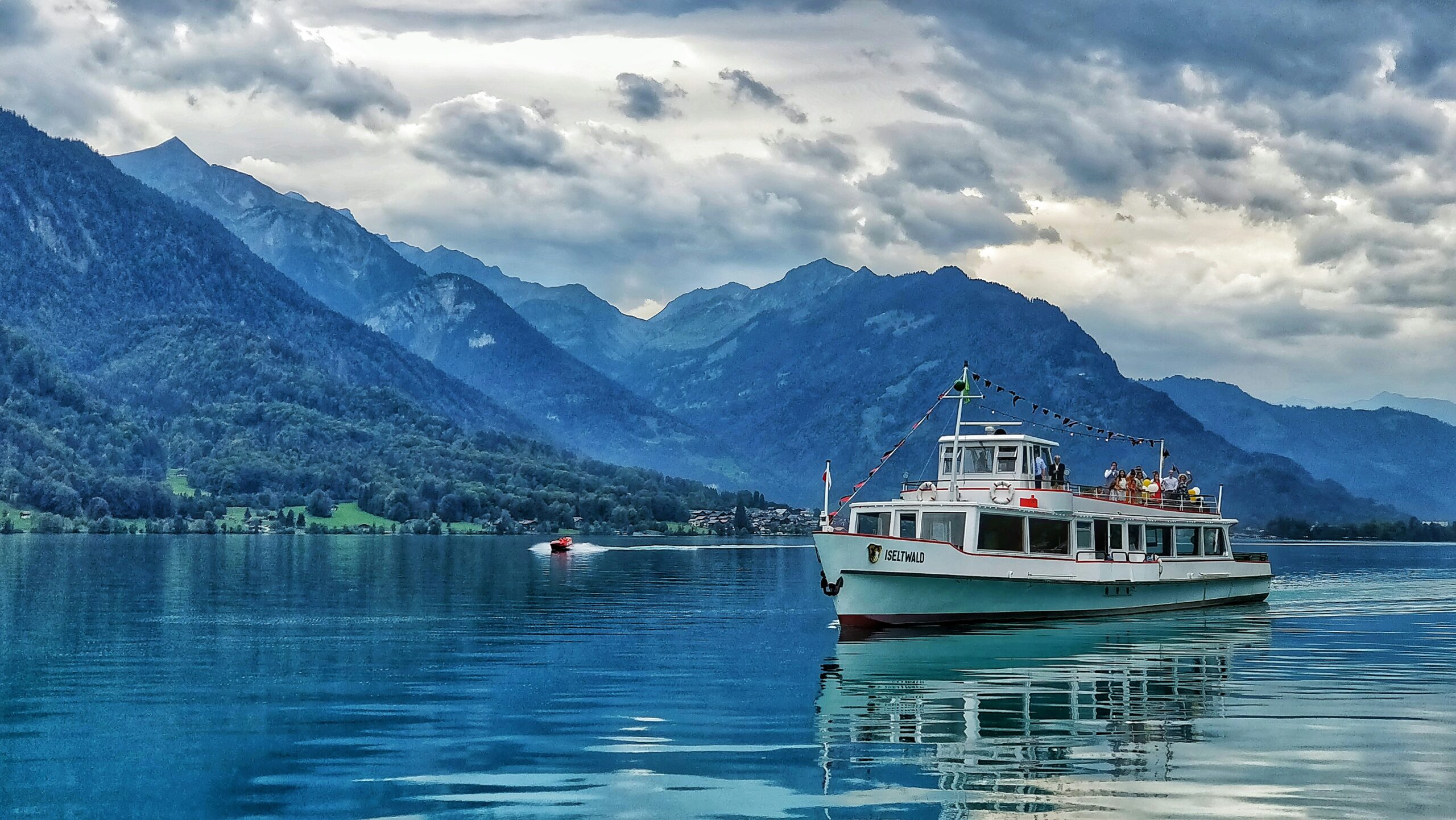 Interlaken Lake Thun cruise
