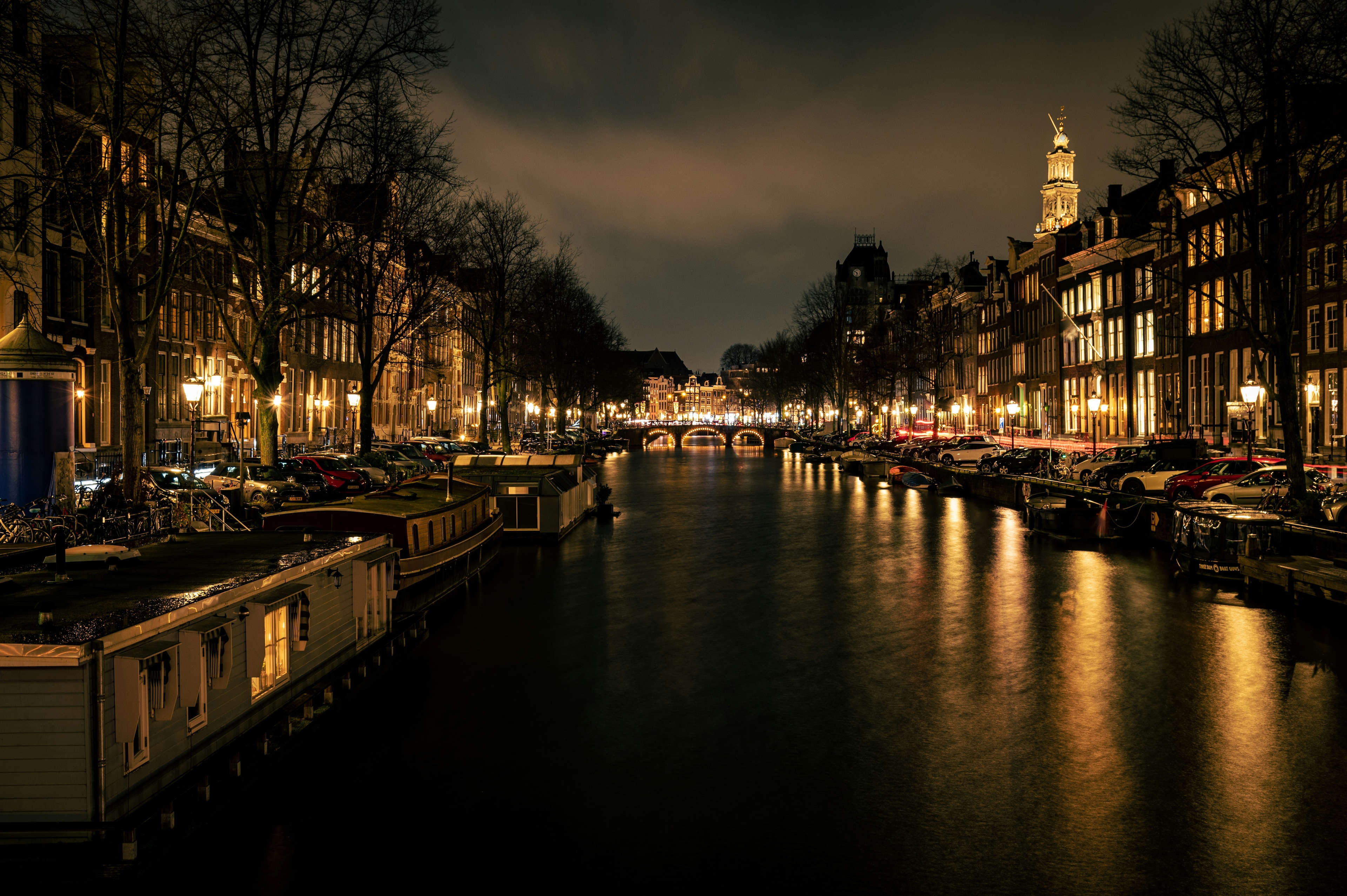 Explore the Nightlife in Amsterdam