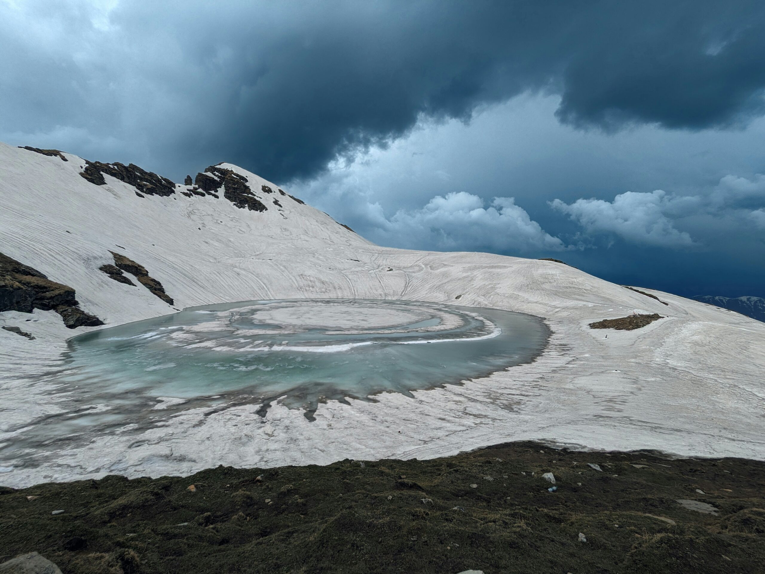Kullu Bhrigu lake